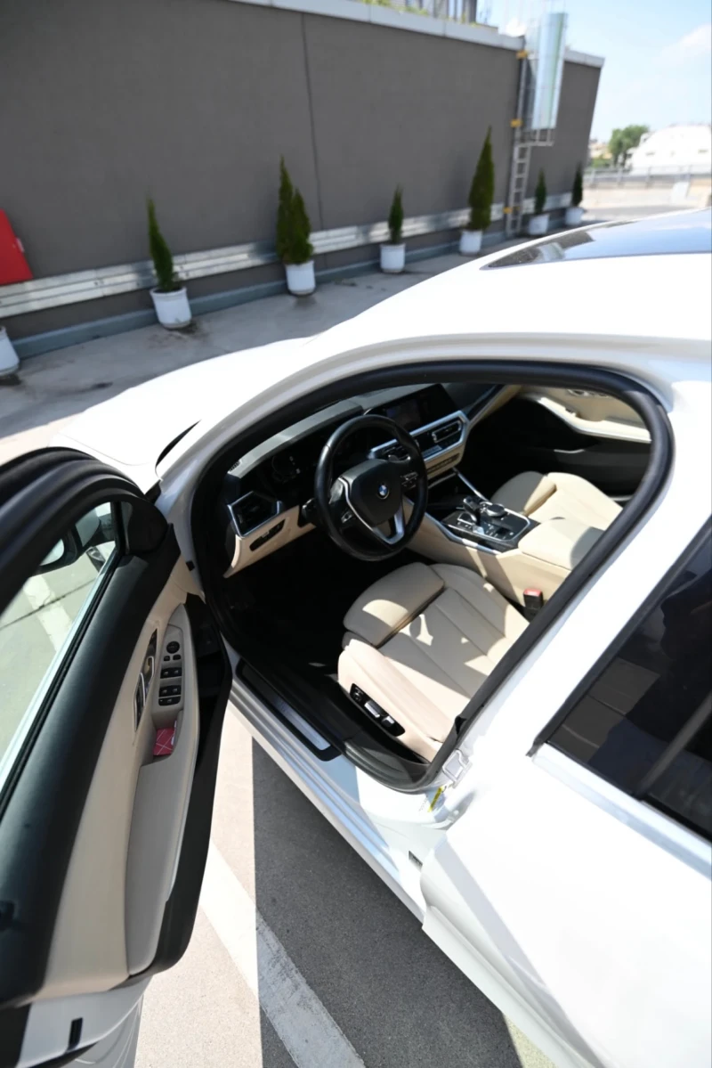 BMW 330, снимка 6 - Автомобили и джипове - 52396013