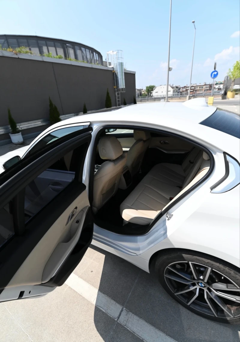 BMW 330, снимка 4 - Автомобили и джипове - 52396013