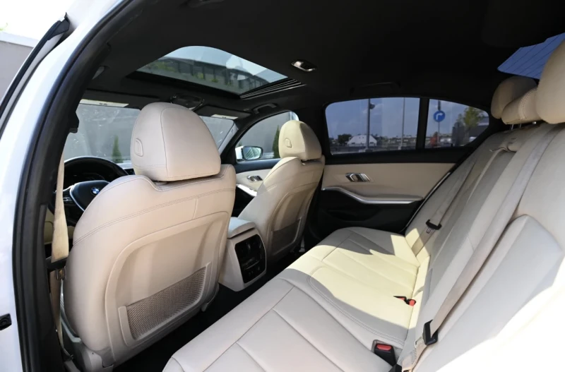 BMW 330, снимка 3 - Автомобили и джипове - 52396013