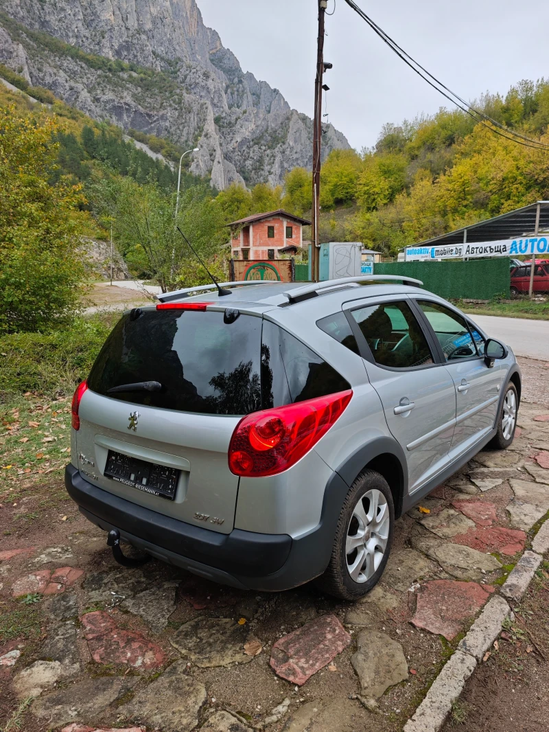 Peugeot 207 1.6HDI КРОС, снимка 4 - Автомобили и джипове - 51987534