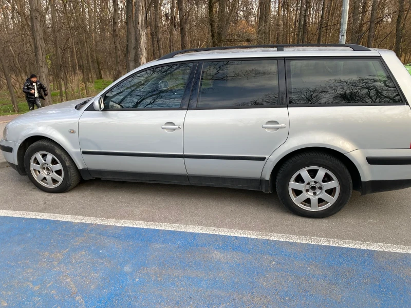 VW Passat Газ-Бензин, снимка 6 - Автомобили и джипове - 52736983