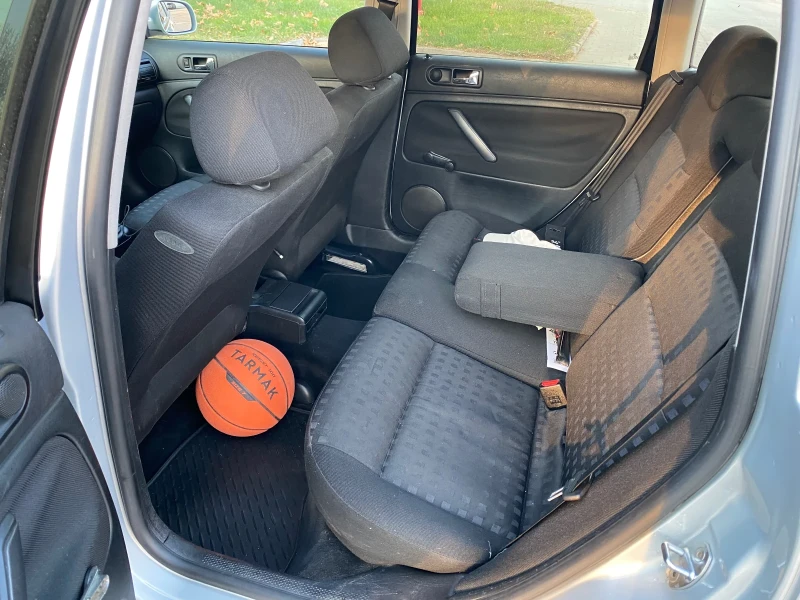 VW Passat Газ-Бензин, снимка 9 - Автомобили и джипове - 52736983