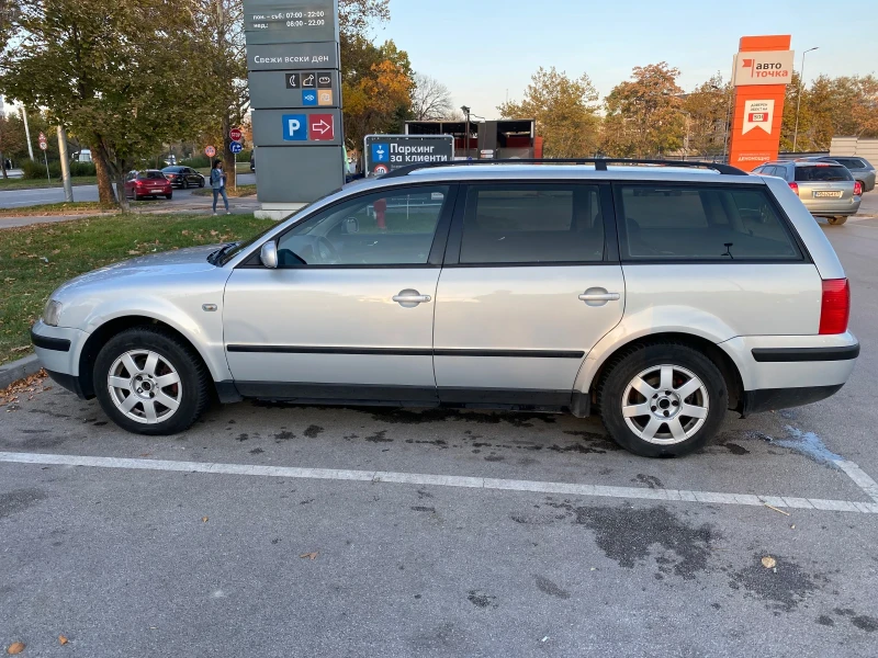 VW Passat Газ-Бензин, снимка 4 - Автомобили и джипове - 52736983