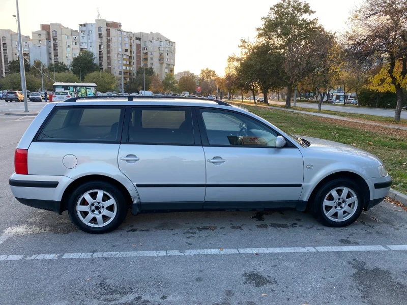 VW Passat Газ-Бензин, снимка 5 - Автомобили и джипове - 52736983