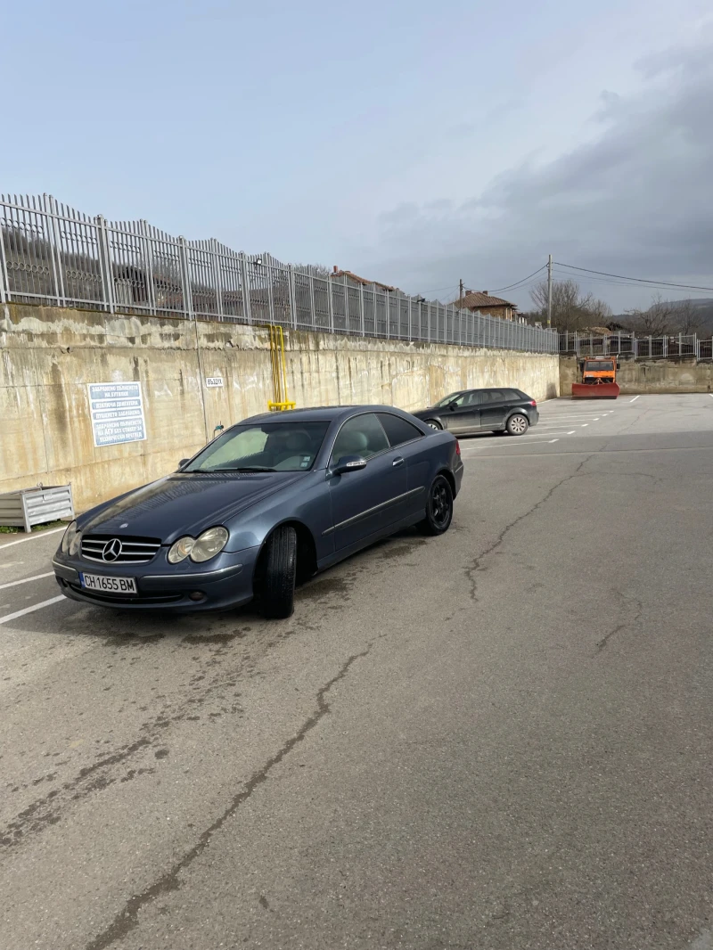 Mercedes-Benz CLK, снимка 4 - Автомобили и джипове - 53484419