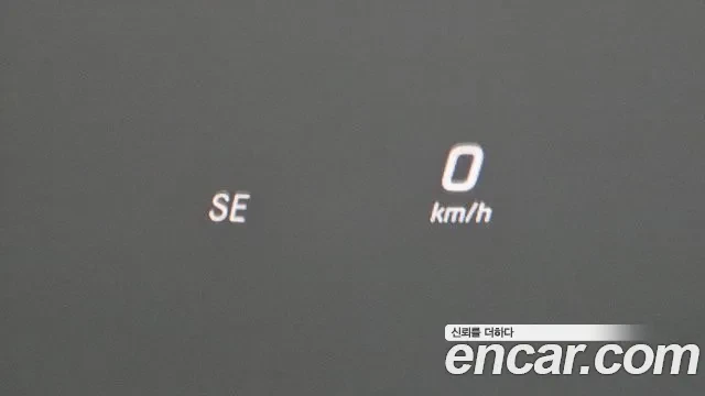 Mercedes-Benz E 220 Avantgarde, снимка 17 - Автомобили и джипове - 53965442