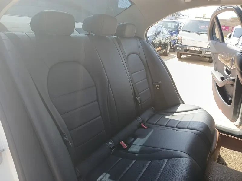 Mercedes-Benz C 220 4MATIC, снимка 12 - Автомобили и джипове - 54282243