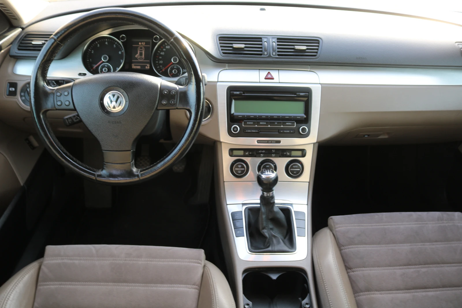 VW Passat 1.8 TSI - изображение 10