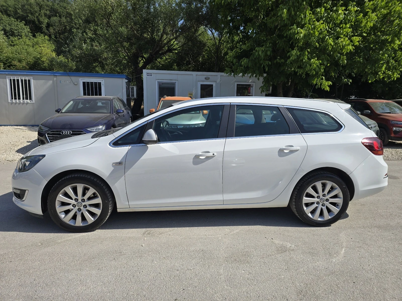 Opel Astra 1.6CDTI - 110к.с. Cosmo - изображение 7