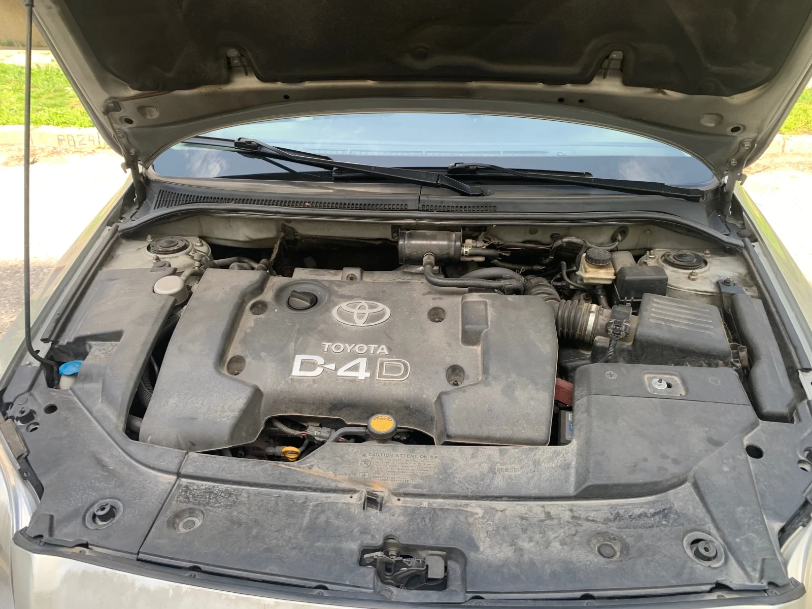 Toyota Avensis 2.0 D4D - изображение 6