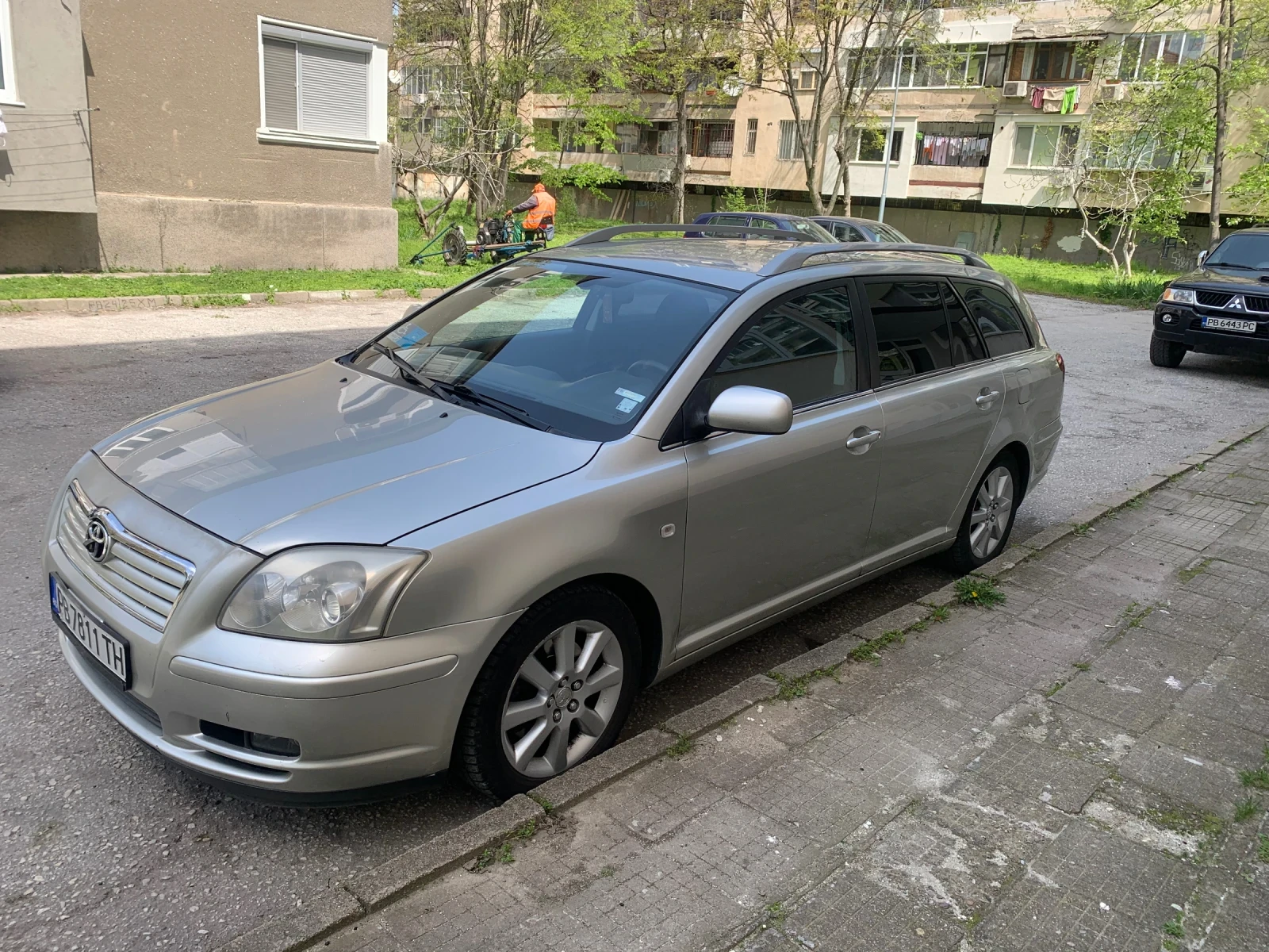Toyota Avensis 2.0 D4D - изображение 2