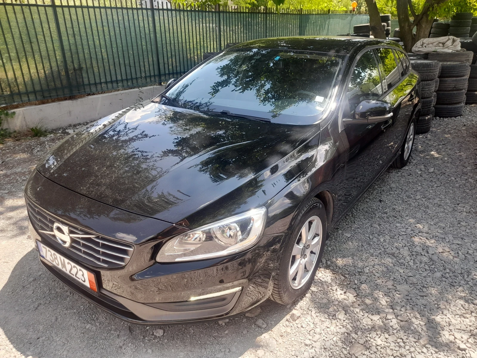 Volvo V60  - изображение 2