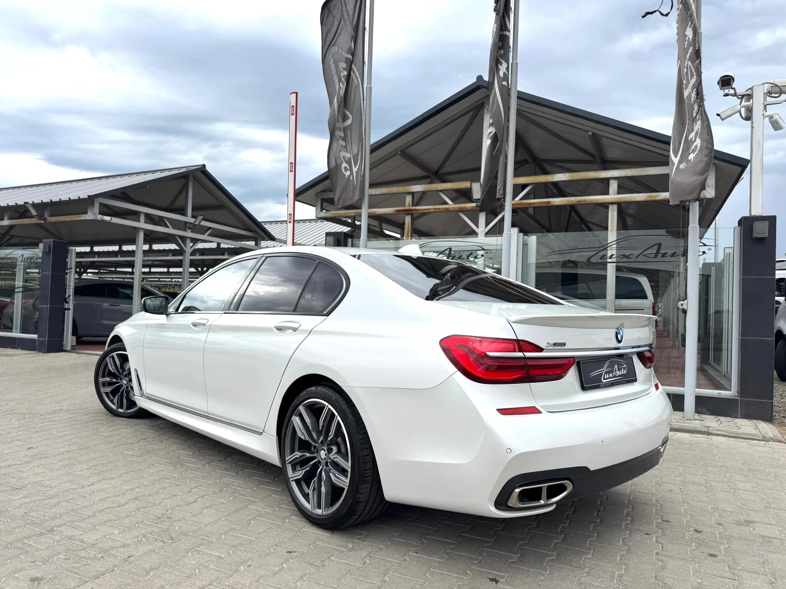 BMW 730 M-PACK#FULLED#ОБДУХ#INDIVIDUAL - изображение 6