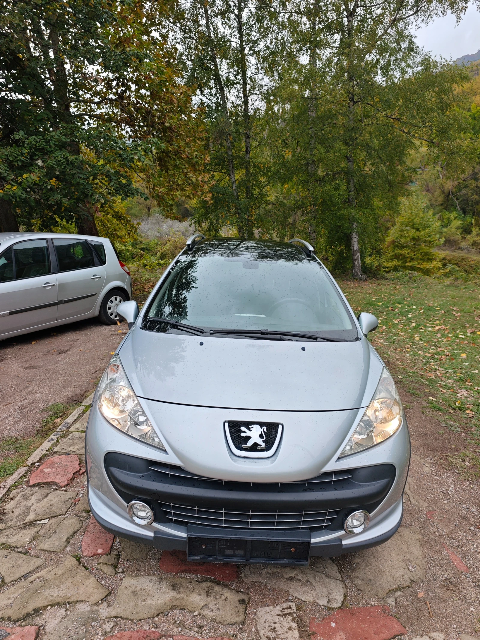 Peugeot 207 1.6HDI КРОС - изображение 10