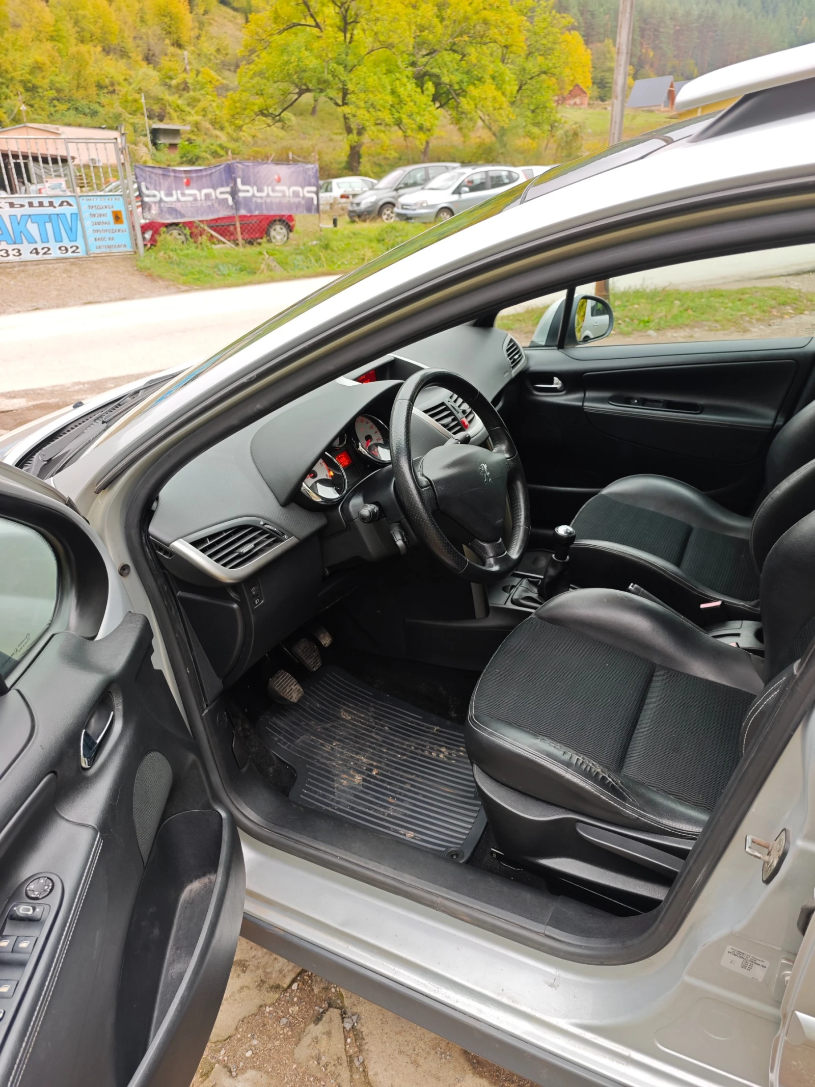Peugeot 207 1.6HDI КРОС - изображение 7