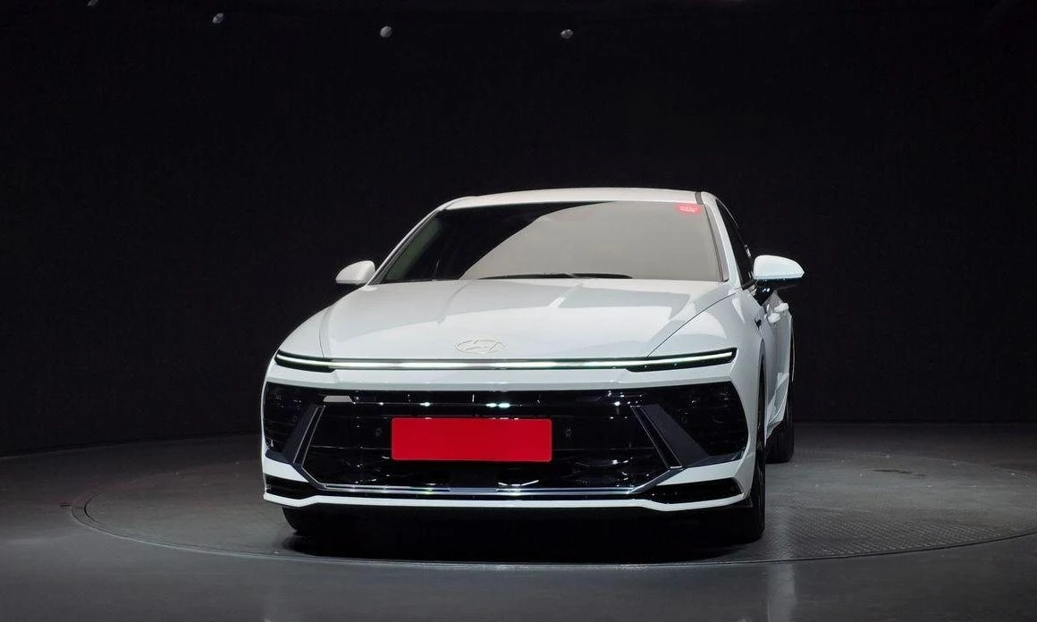 Hyundai Sonata 2.0 LPG Business 1 * НАЙ-ДОБРА ЦЕНА В БЪЛГАРИЯ*  - изображение 3