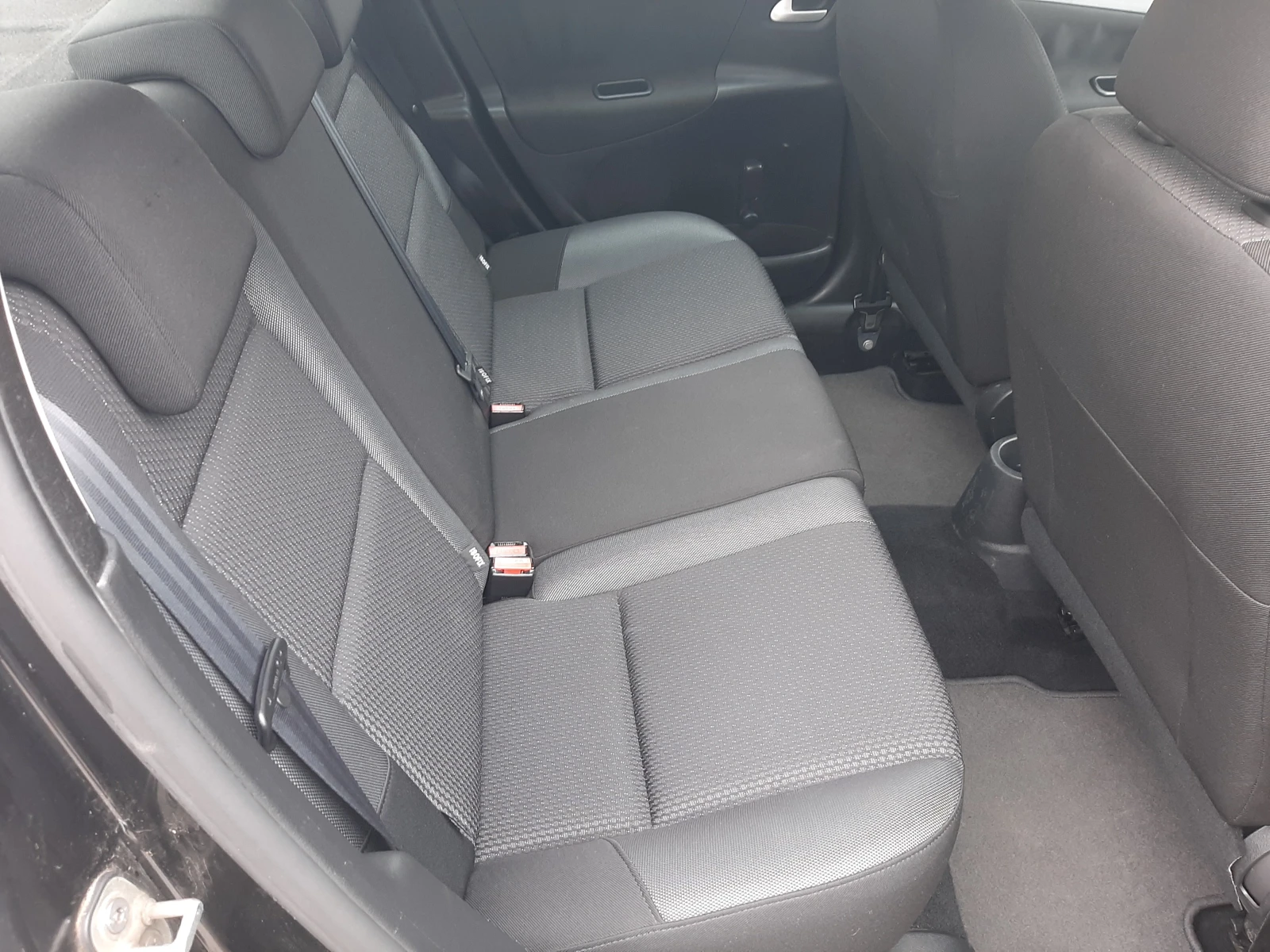 Peugeot 207 1.4 75ks. | Mobile.bg � ����������� 12