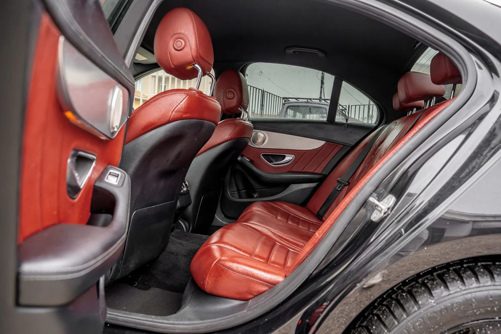 Mercedes-Benz C 220 CDI-BlueTEC-AMG-AGILITY-AMBIENT-HEAD UP-NAVI-TOP, снимка 14 - Автомобили и джипове - 53853621