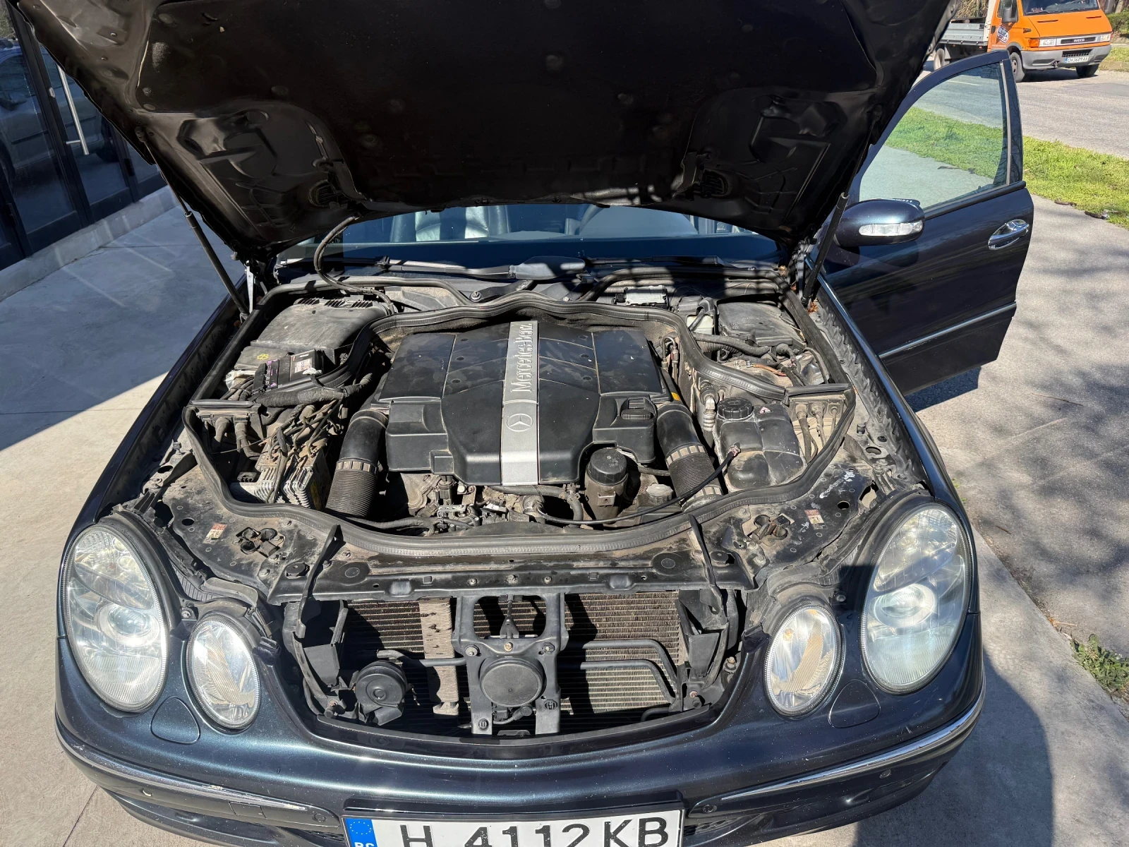 Mercedes-Benz E 320 Газ, снимка 6 - Автомобили и джипове - 54132706