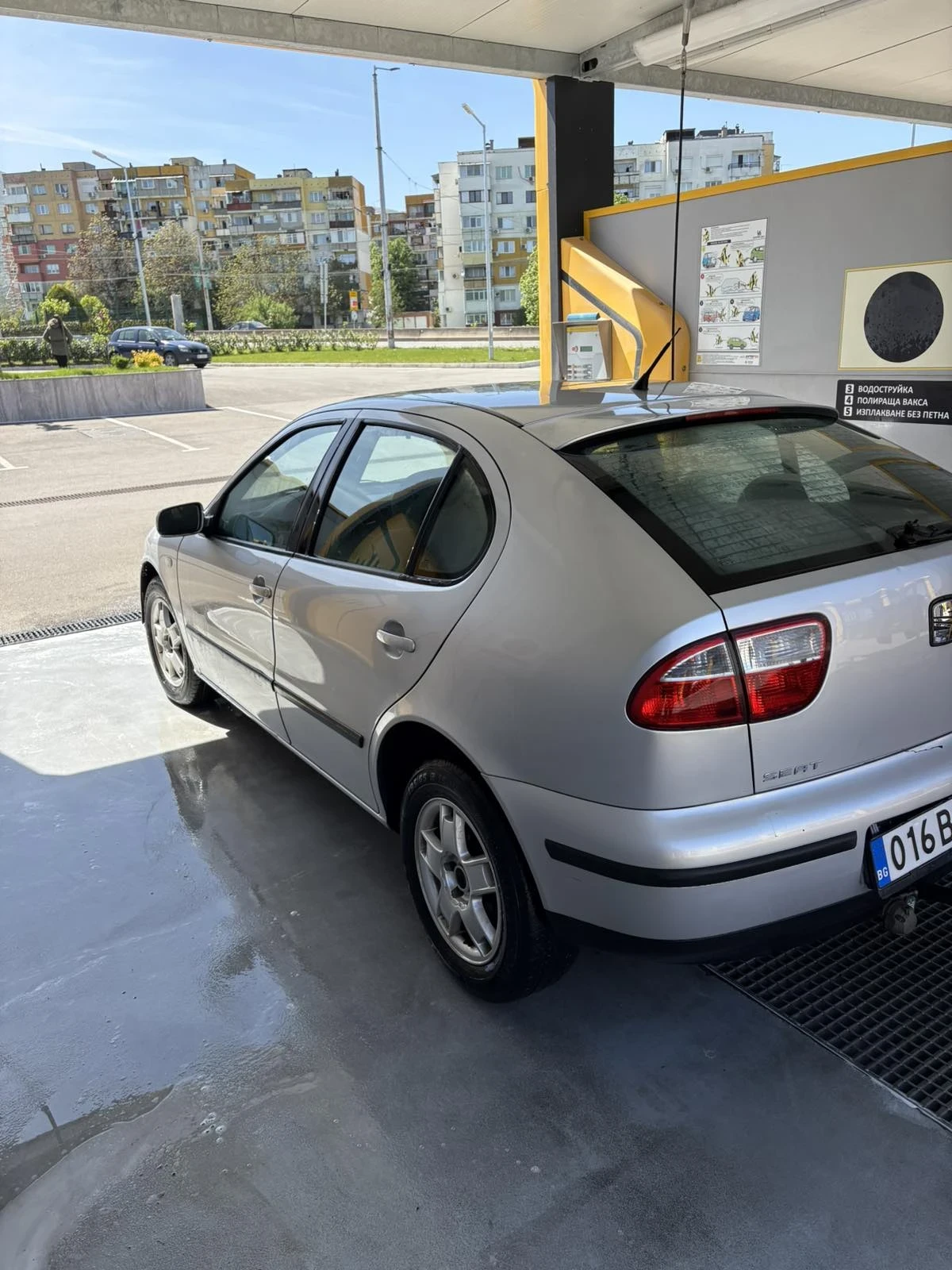 Seat Leon 1.9 tdi 110 ks , снимка 6 - Автомобили и джипове - 54331821