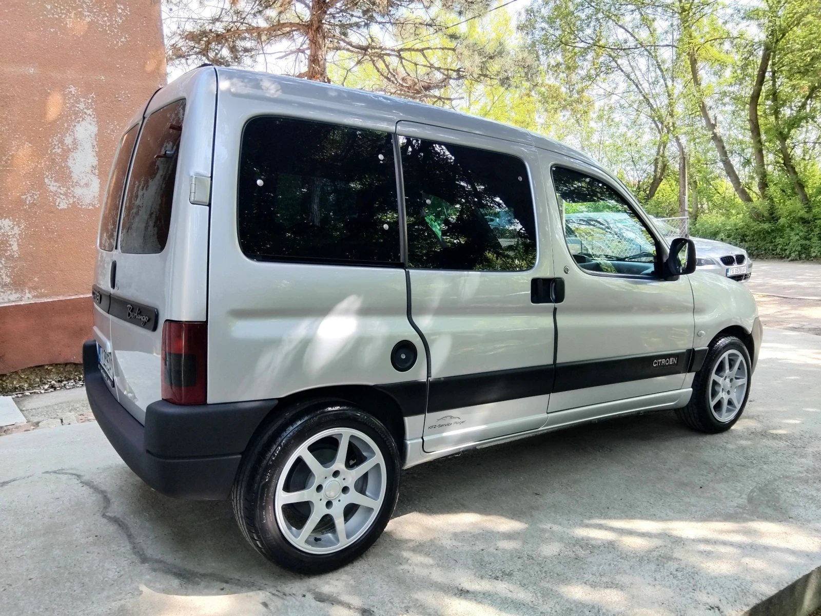Citroen Berlingo 1.9 Diesel, снимка 4 - Автомобили и джипове - 54467374