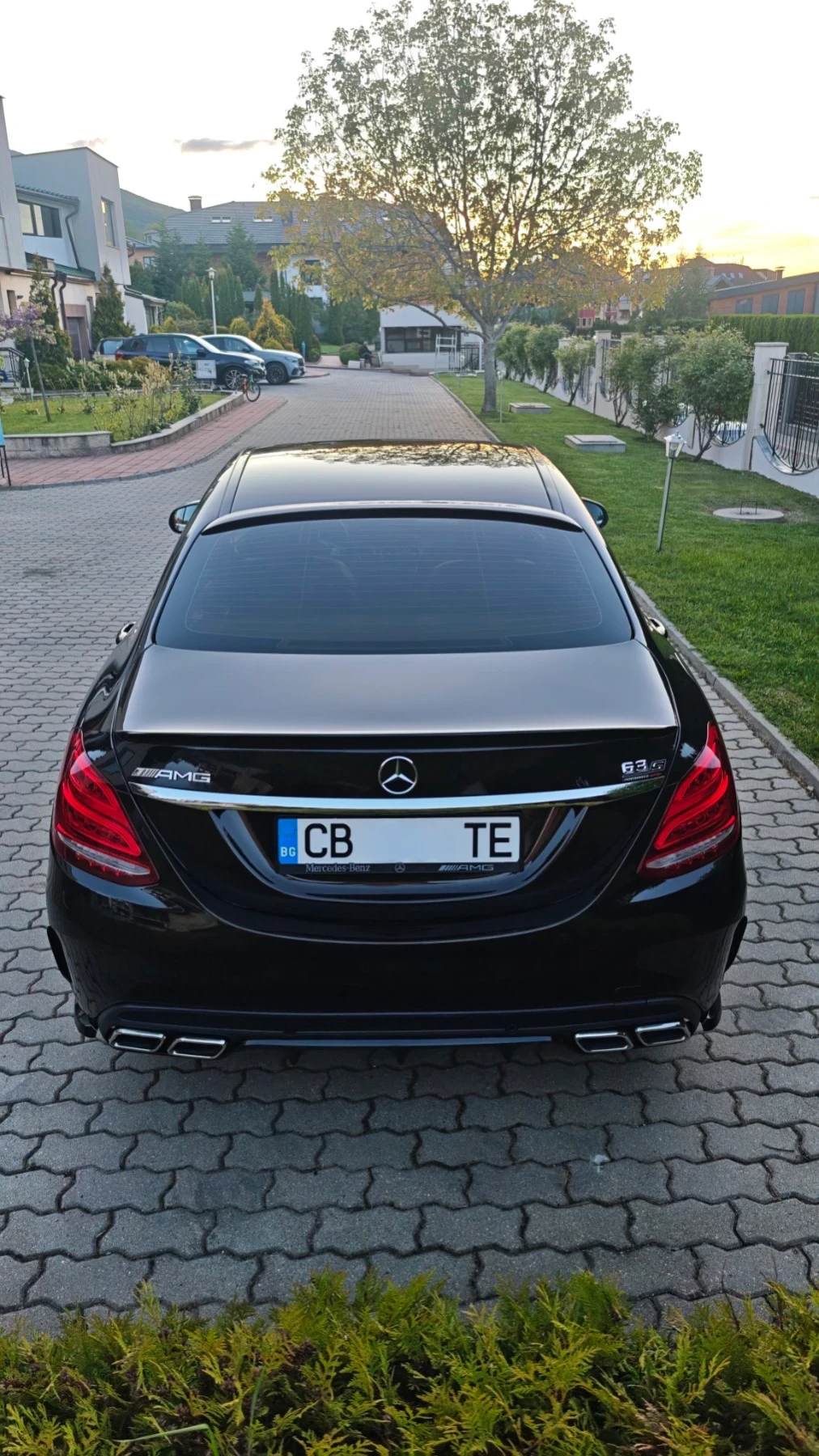 Mercedes-Benz C 200 AMG 63S PERFORMANCE EDITION , снимка 2 - Автомобили и джипове - 54561992