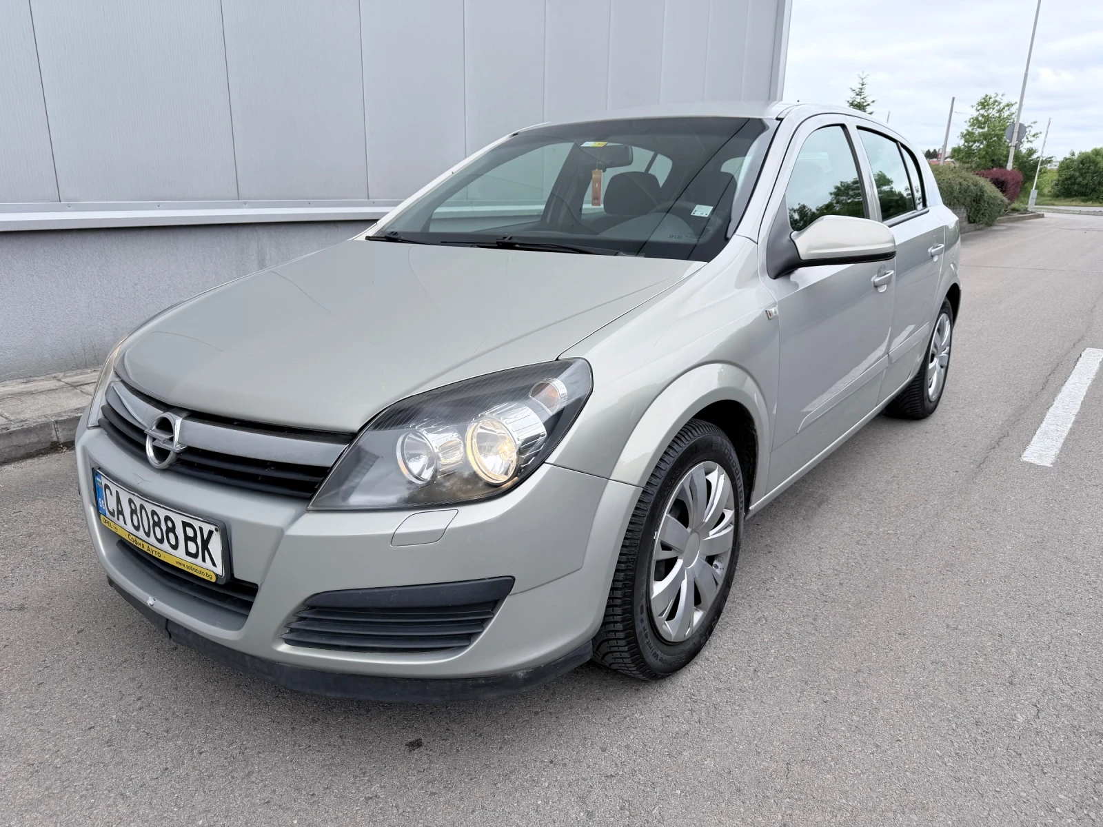 Opel Astra, снимка 7 - Автомобили и джипове - 54740210