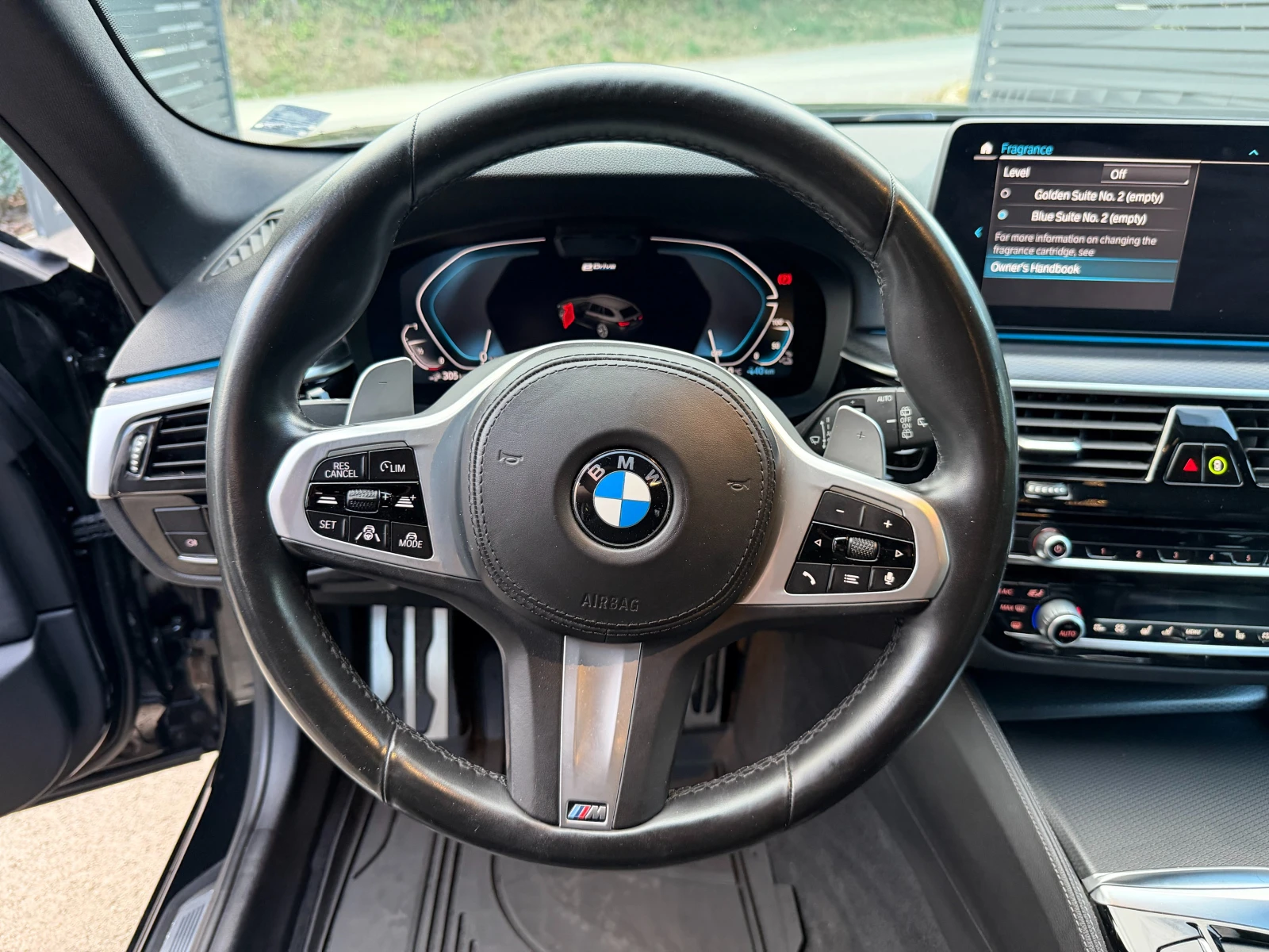 BMW 530E, снимка 8 - Автомобили и джипове - 55384204