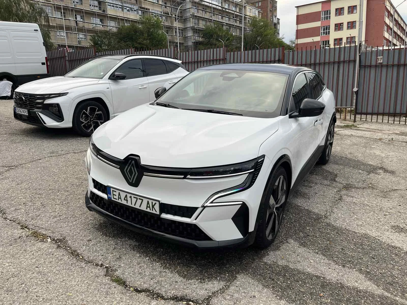 Renault Megane, снимка 13 - Автомобили и джипове - 55348888
