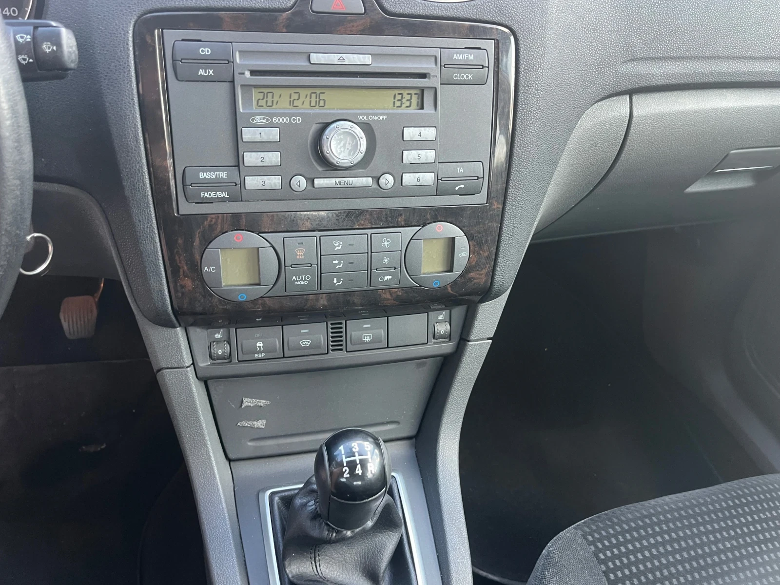 Ford Focus 1.6, снимка 4 - Автомобили и джипове - 55430944