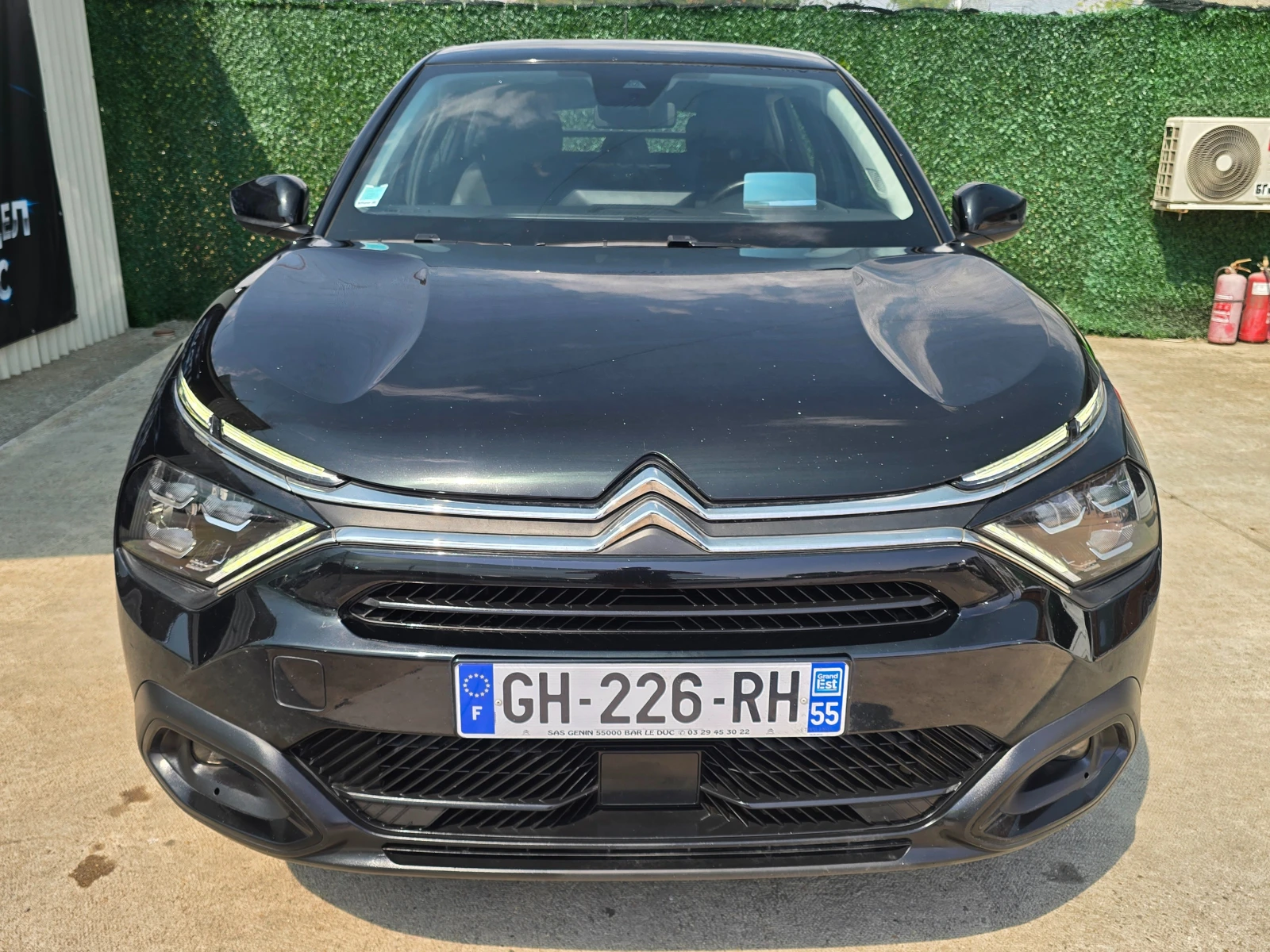 Citroen C4 131к.с.8EAT , снимка 8 - Автомобили и джипове - 55940491