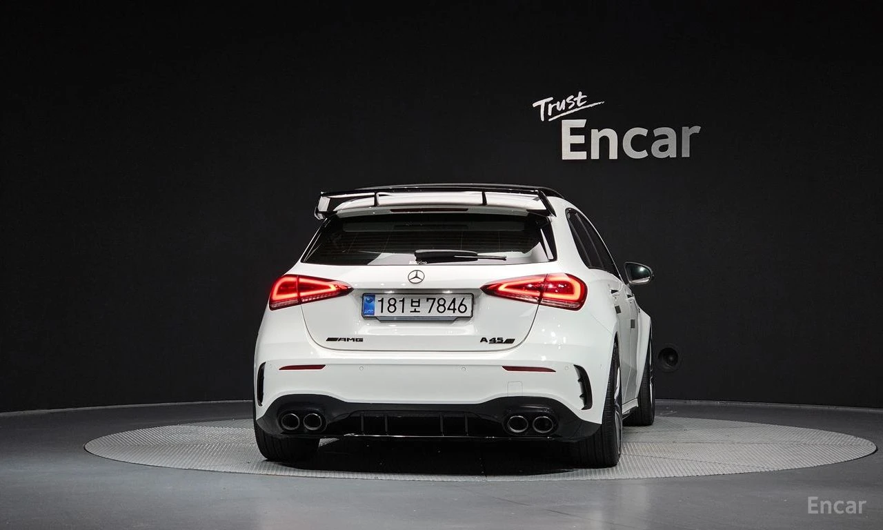 Mercedes-Benz A45 AMG S* 4MATIC+ * BURMESTER* ХЕДЪП* CARBON* , снимка 4 - Автомобили и джипове - 56121826