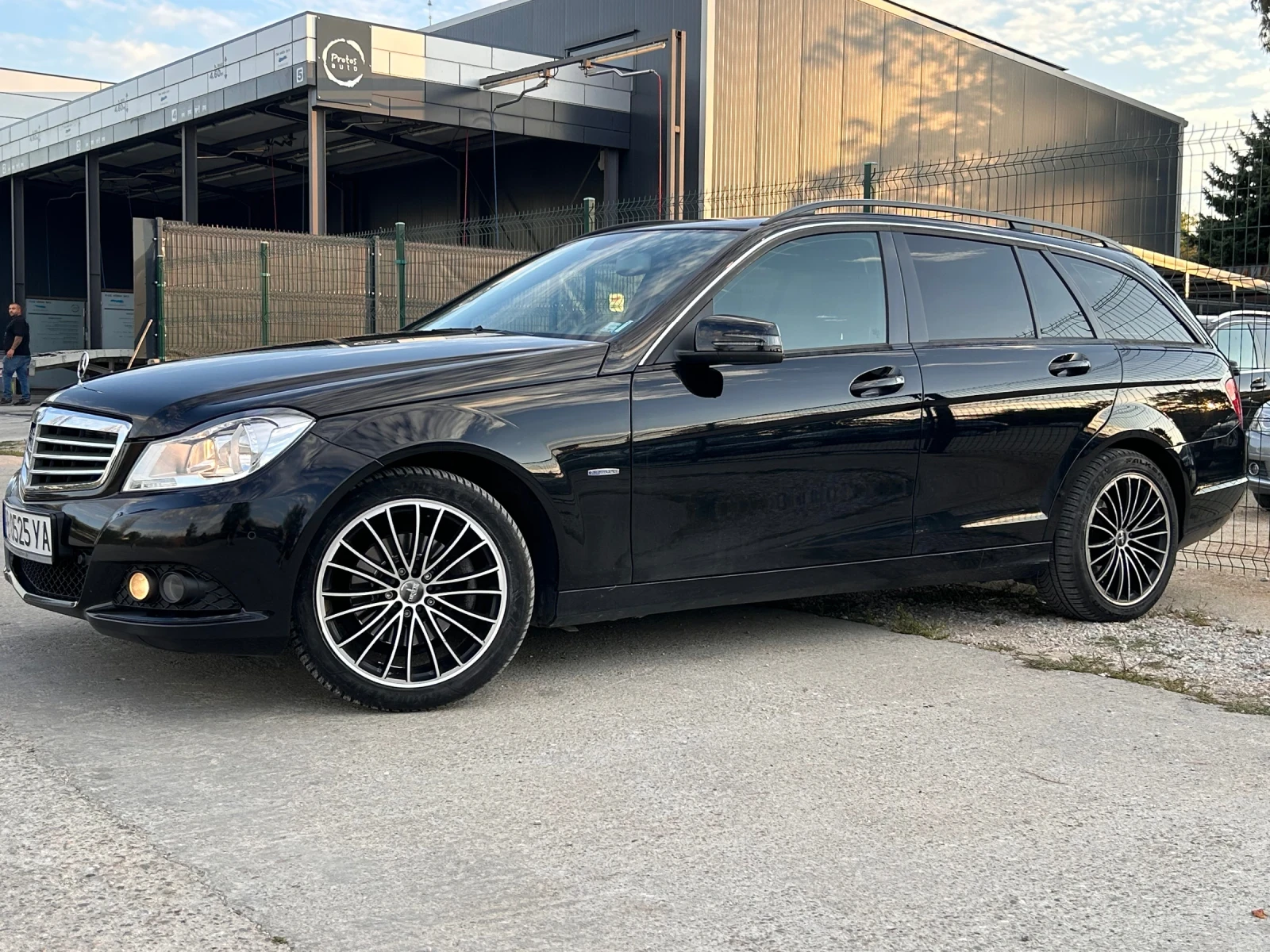 Mercedes-Benz C 220 Full
