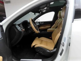 Volvo XC60 B5 INSCRIPTION PANORAMA/CAM/FULL, снимка 7