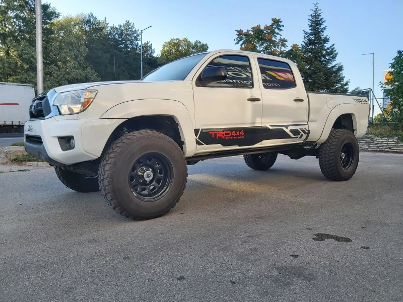 Toyota Tacoma TRD OFF ROAD 4.0V6, снимка 2 - Автомобили и джипове - 47242874