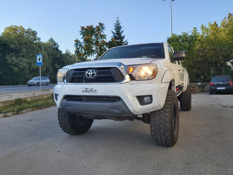 Toyota Tacoma TRD OFF ROAD 4.0V6, снимка 1 - Автомобили и джипове - 47242874