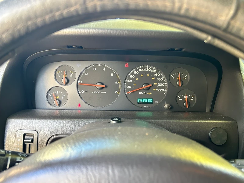 Jeep Grand cherokee 4.0, снимка 9 - Автомобили и джипове - 52255171