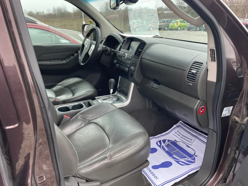 Nissan Navara, снимка 9 - Автомобили и джипове - 52824766