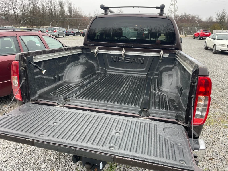 Nissan Navara, снимка 10 - Автомобили и джипове - 52824766