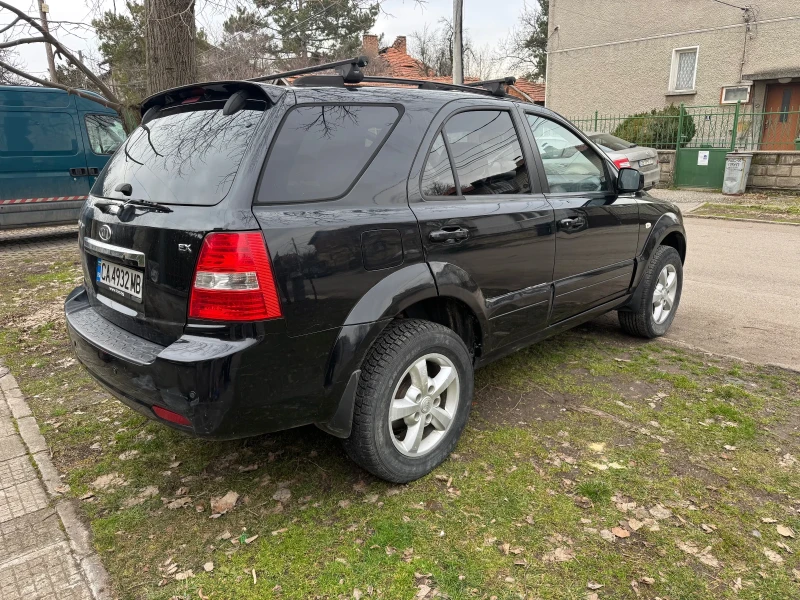 Kia Sorento 2.5CRDI, снимка 3 - Автомобили и джипове - 53476744