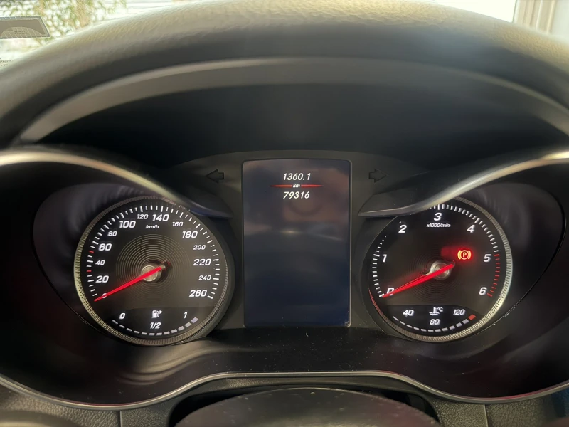 Mercedes-Benz GLC 220 AMG Line* 4matic* 9G, снимка 9 - Автомобили и джипове - 53512522