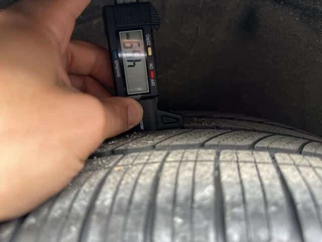 Mercedes-Benz GLC 43 AMG COUPE / DISTRONI / BURMESTER / ШИБИДАХ, снимка 13 - Автомобили и джипове - 54011504