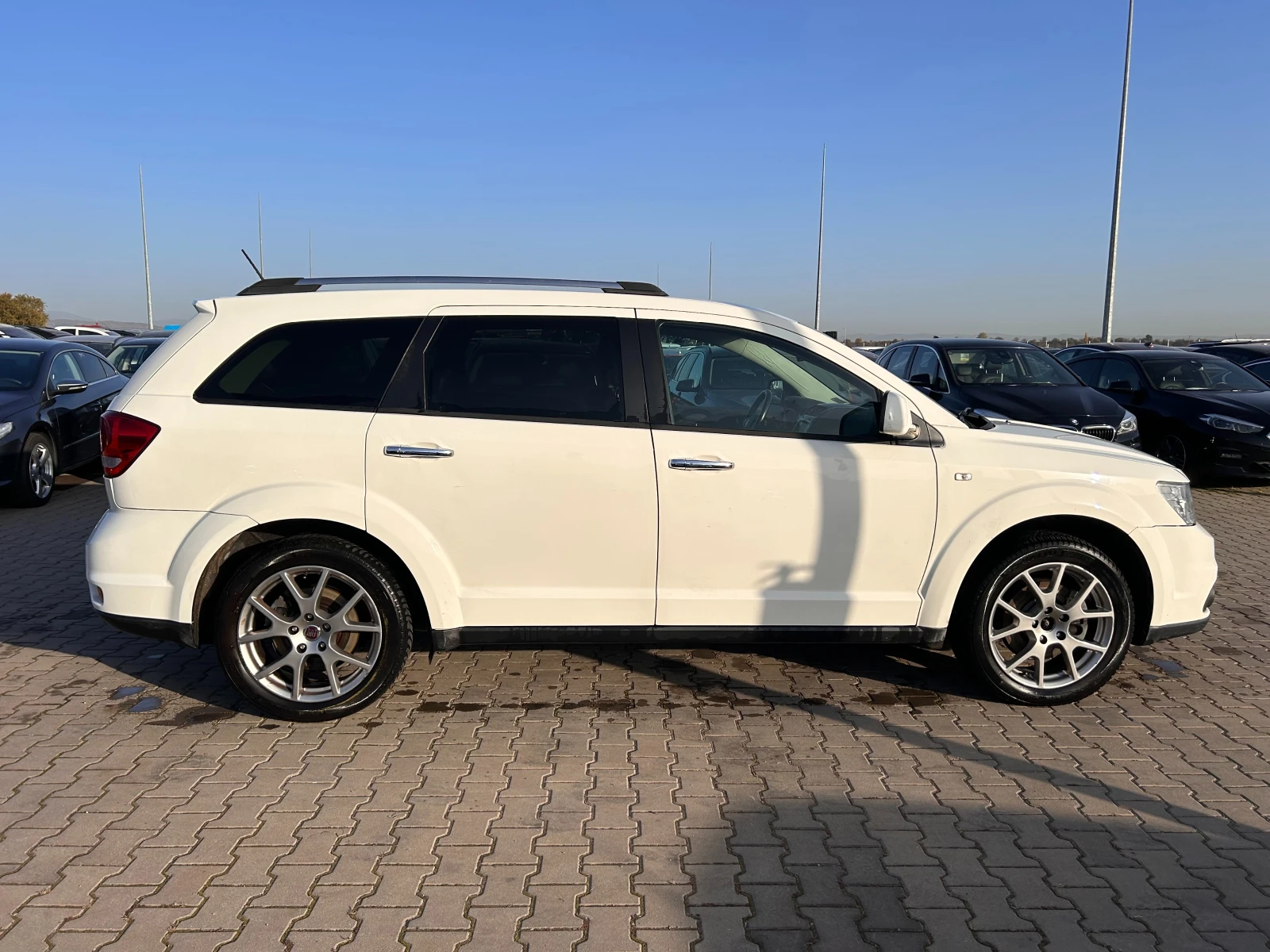 Fiat Freemont 2.0MJET 4X4 AVTOMAT/NAVI/KOJA 6+ 1  - изображение 5