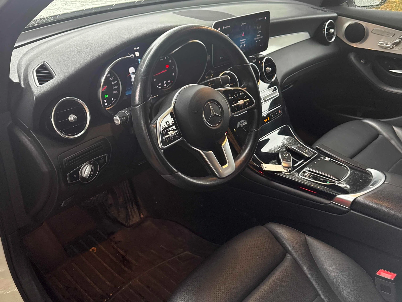Mercedes-Benz GLC 300 CARFAX * * АВТО КРЕДИТ * *  - изображение 6