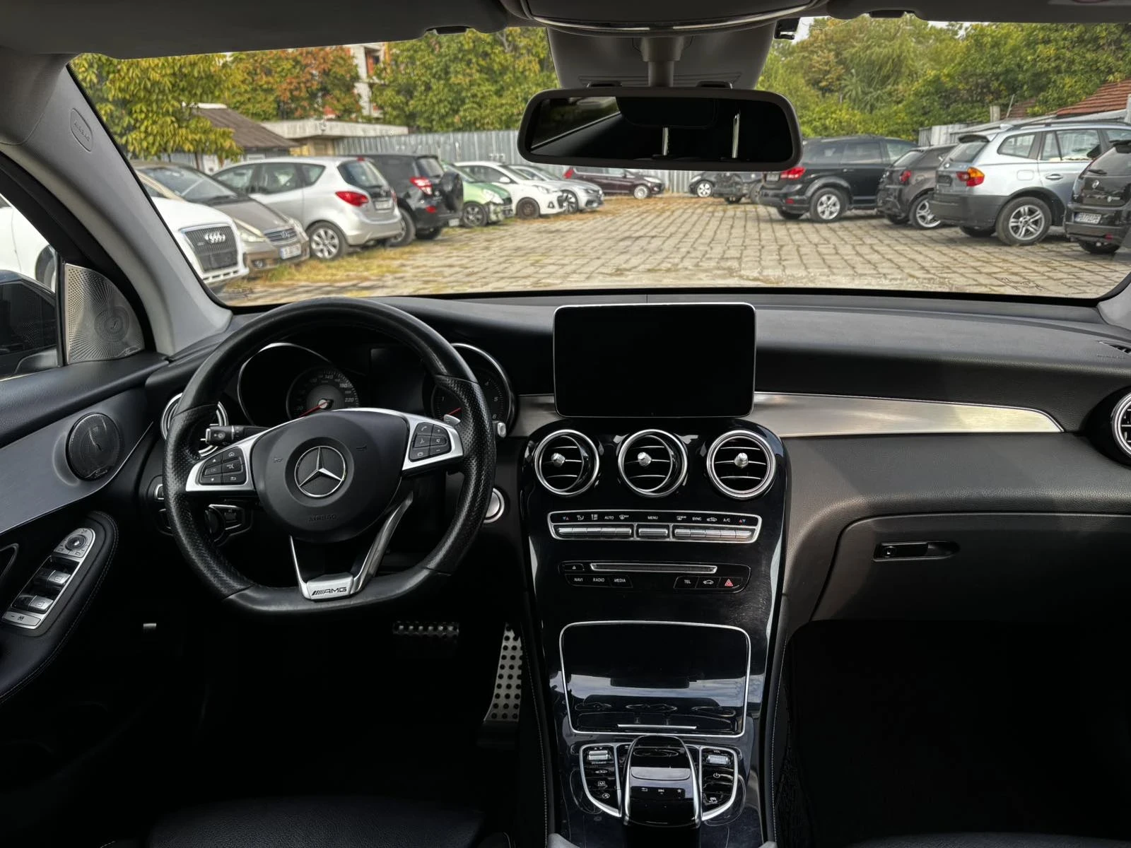 Mercedes-Benz GLC 250 * 4 MATIC * COUPE* AMG-LINC* CAM360* 9G* FULL*  - изображение 8