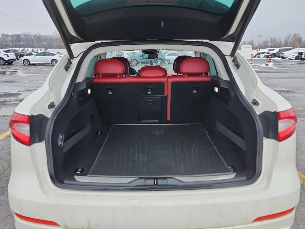 Maserati Levante * Luxury * CARFAX *    | Mobile.bg   13