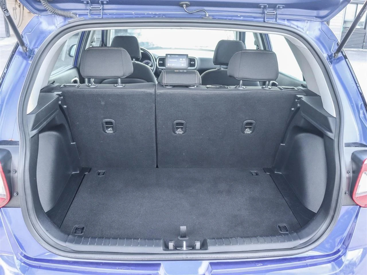 Hyundai Venue CARPLAY  PUSH START � ����������� & ���������� | Mobile.bg � ����������� 13