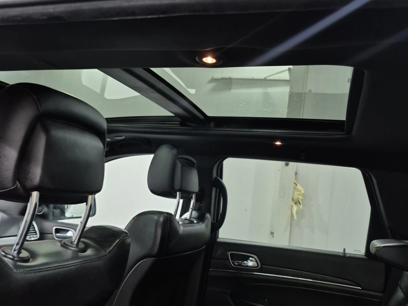 Jeep Grand cherokee LIMITED X * * 3.6 * * CARFAX * * АВТО КРЕДИТ * * , снимка 10 - Автомобили и джипове - 54184477