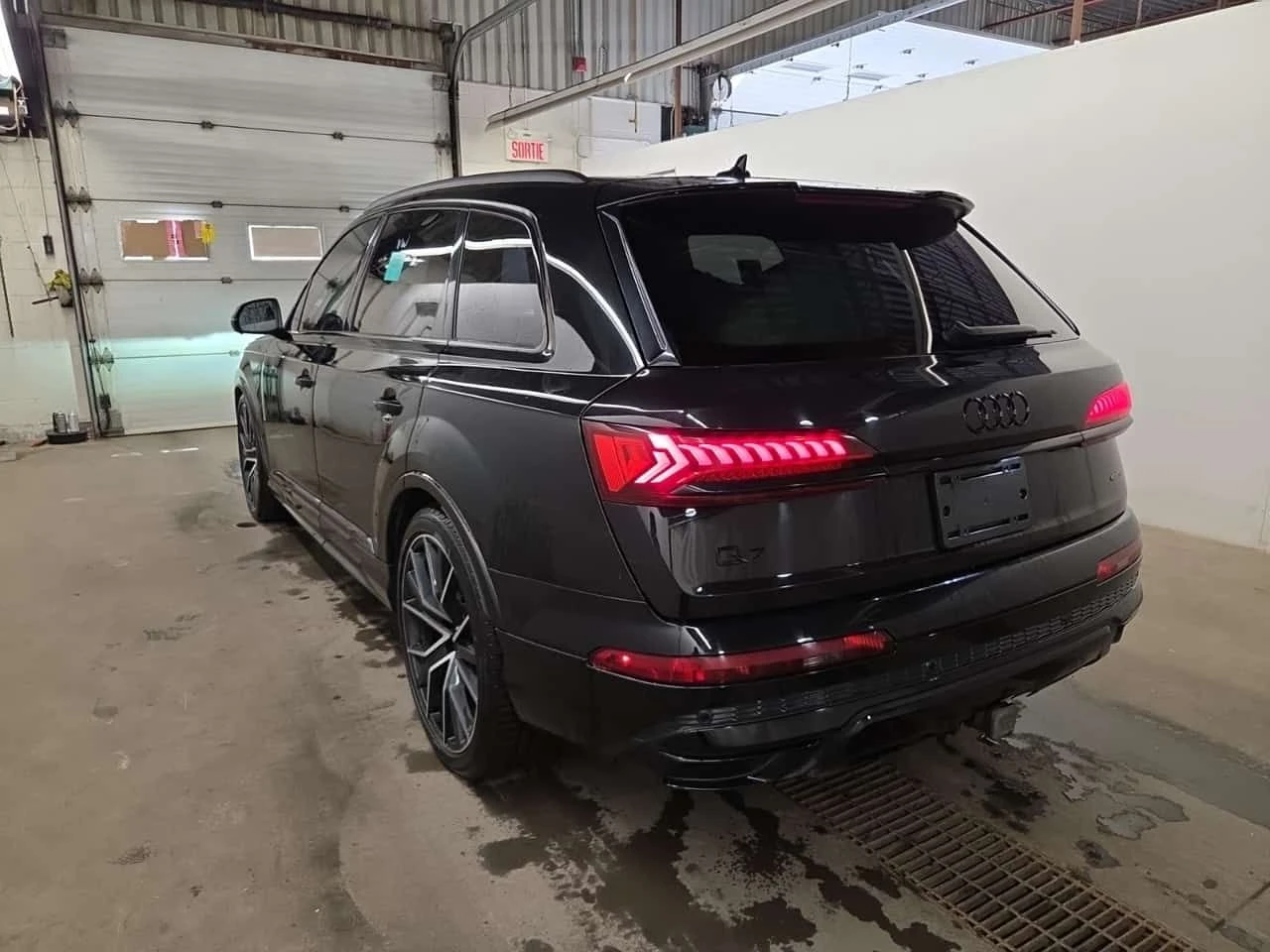 Audi Q7 TECHNIK  CARFAX, снимка 4 - Автомобили и джипове - 54413916