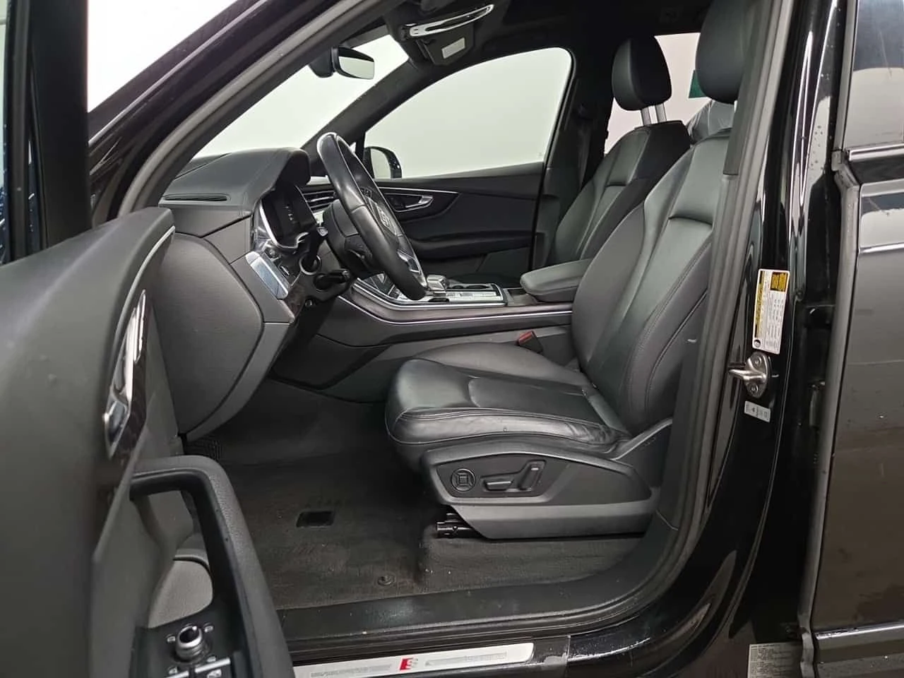 Audi Q7 TECHNIK  CARFAX, снимка 5 - Автомобили и джипове - 54413916